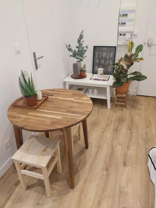 Appartement Place Des Terreaux Лион Екстериор снимка